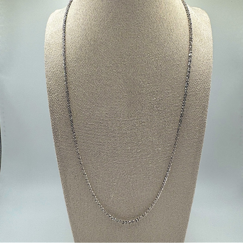 Diamond cut 925 sterling silver necklace with lobster claw class